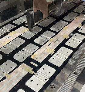 Teste IR 1MΩ-10GΩ AC Teste de resistência à tensão 30-1000V Máquina de teste de arnês de fiação inteligente